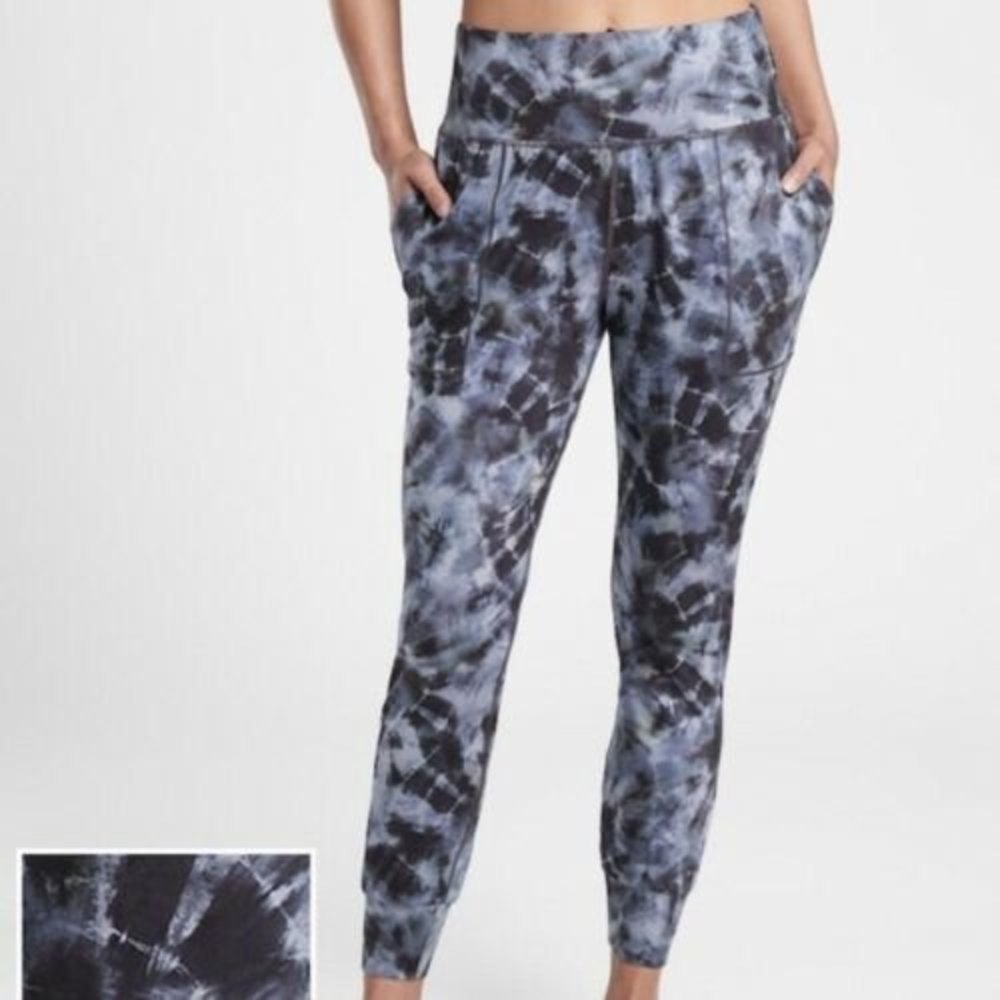 Athleta Black and Gray Tie-Dye Joggers